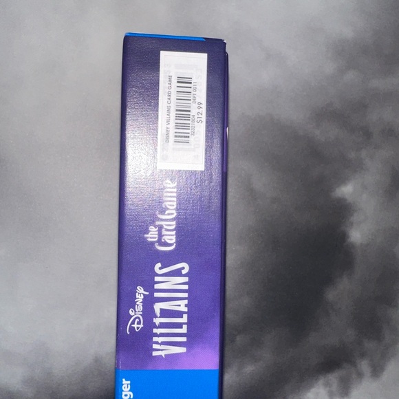 Disney Villains: THE CARD GAME – A Wickedly Fun Card Game Ravensburger - Picture 3 of 4